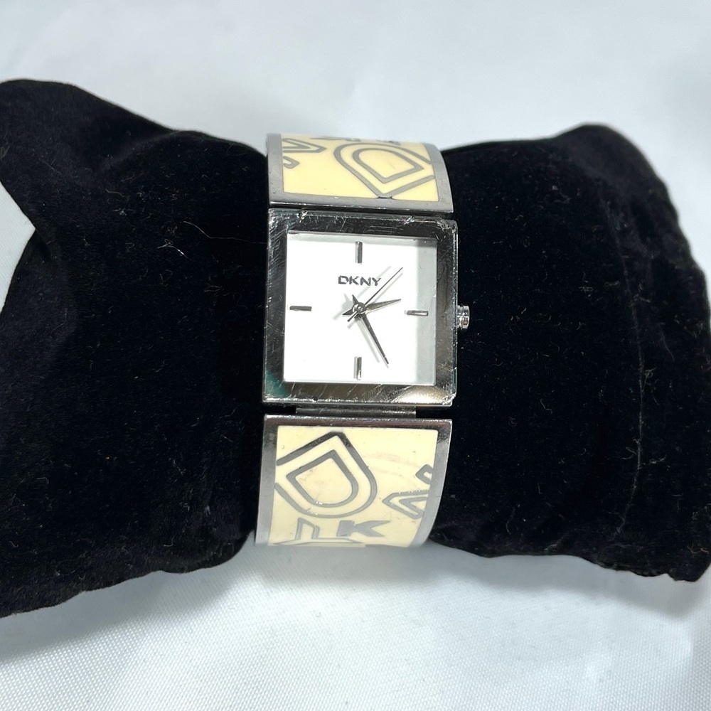 Dkny watch
